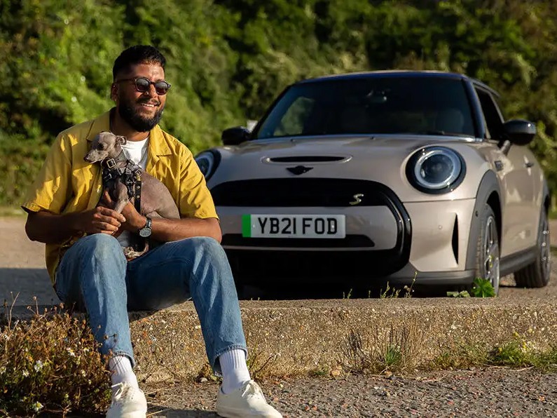 MINI E-mobilitet – laddning – Monwar berättelse